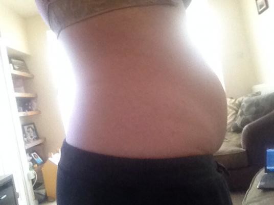 4 Weeks Pregnant Is It Normal To Be This Bloated 