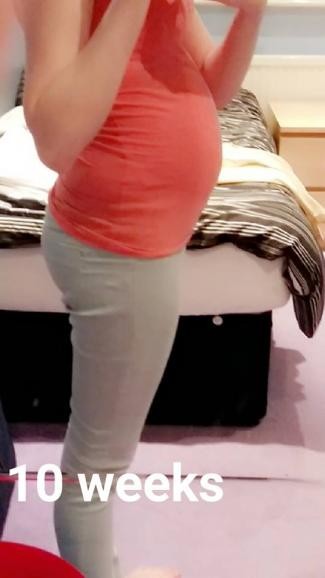 First Baby At 10 Weeks Pregnant And I Look 4 5 Months Pregnant