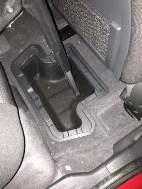 underfloor storage isofix